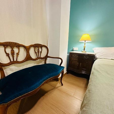 Mirador 1 Del Mercado Central - Habitacion Con Bano Privado En El Centro De La Ciudad Vella Βαλένθια Εξωτερικό φωτογραφία