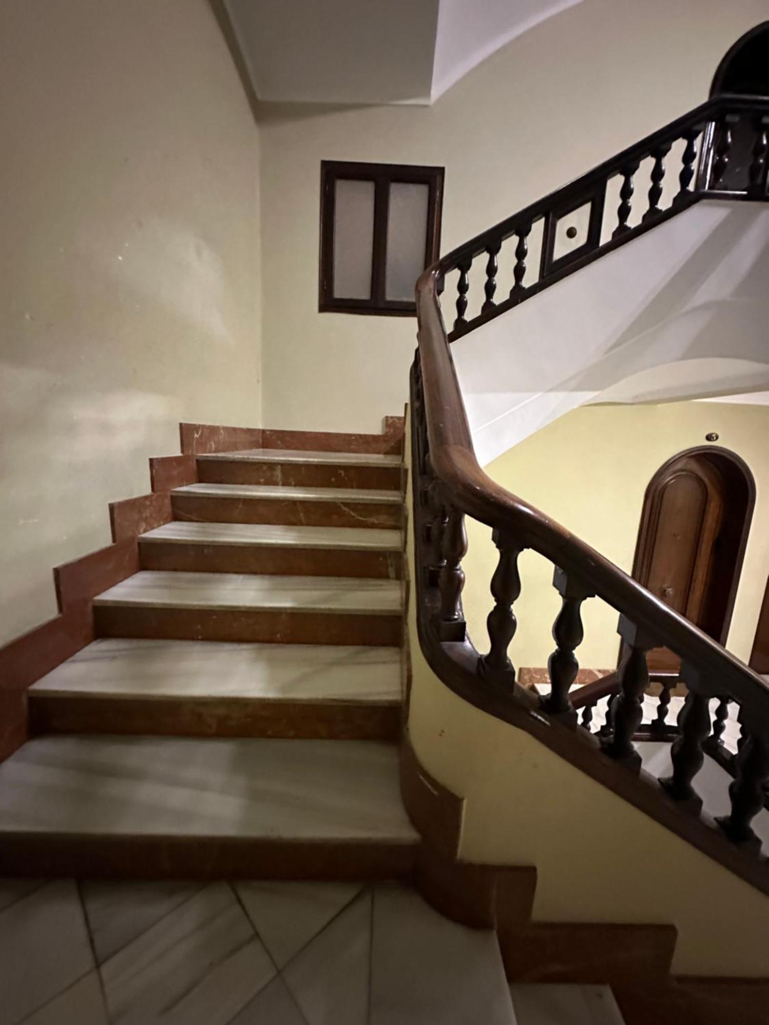 Mirador 1 Del Mercado Central - Habitacion Con Bano Privado En El Centro De La Ciudad Vella Βαλένθια Εξωτερικό φωτογραφία