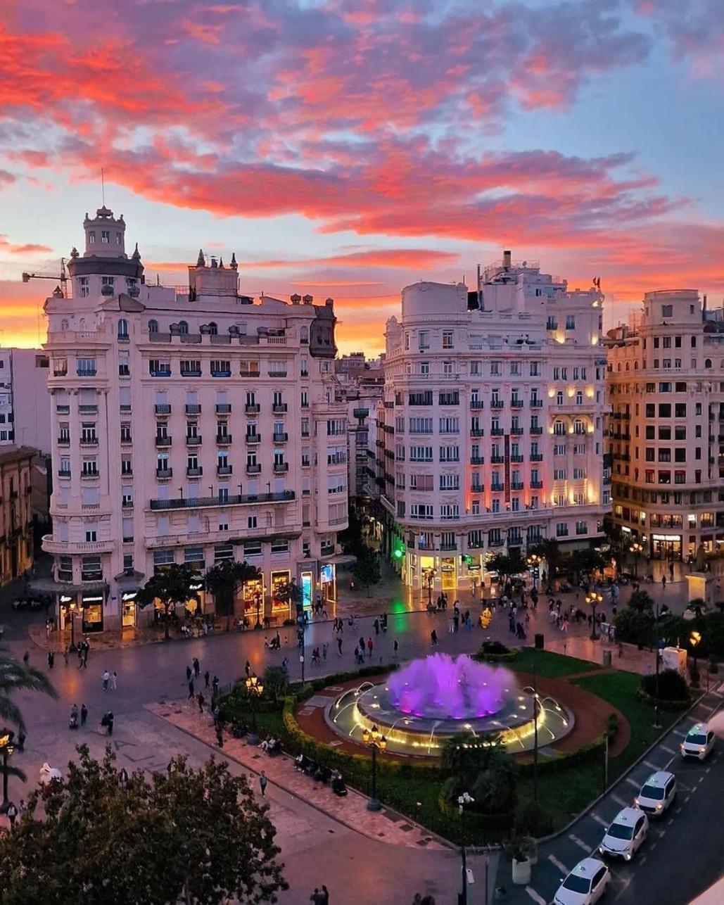 Mirador 1 Del Mercado Central - Habitacion Con Bano Privado En El Centro De La Ciudad Vella Βαλένθια Εξωτερικό φωτογραφία