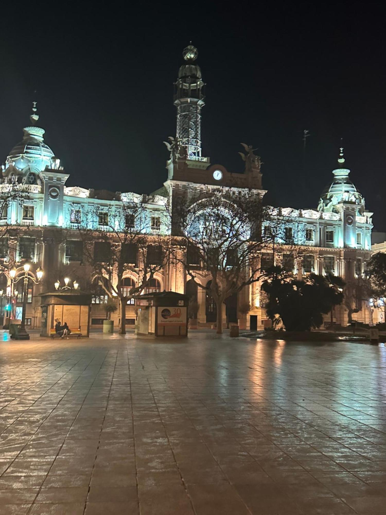 Mirador 1 Del Mercado Central - Habitacion Con Bano Privado En El Centro De La Ciudad Vella Βαλένθια Εξωτερικό φωτογραφία