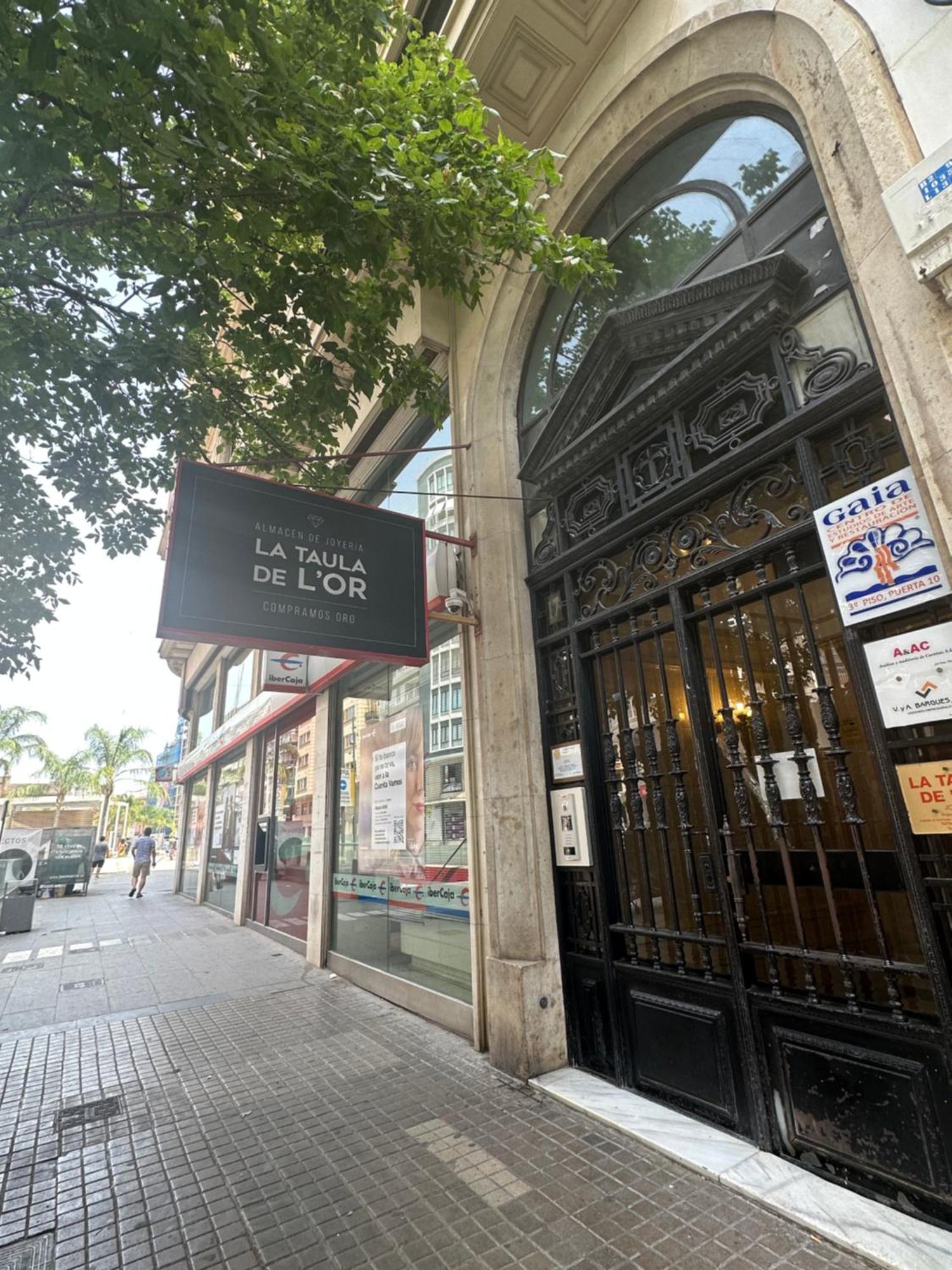 Mirador 1 Del Mercado Central - Habitacion Con Bano Privado En El Centro De La Ciudad Vella Βαλένθια Εξωτερικό φωτογραφία