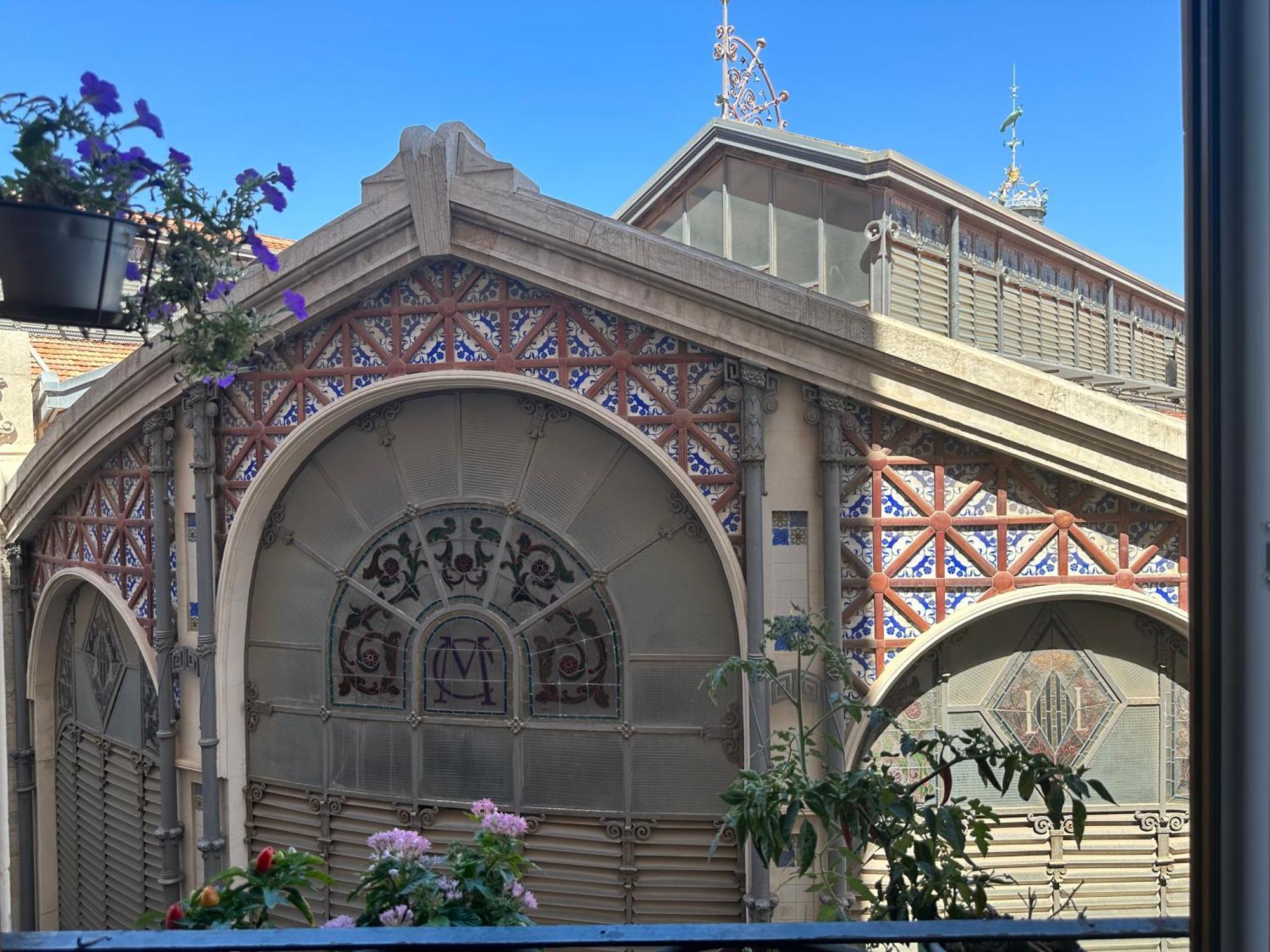 Mirador 1 Del Mercado Central - Habitacion Con Bano Privado En El Centro De La Ciudad Vella Βαλένθια Εξωτερικό φωτογραφία